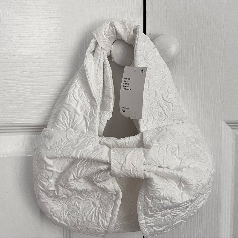 Kimchi blue bow crescent baguette bag